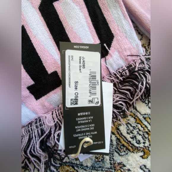 Messi Scarf by Adidas - Picture 9 of 11